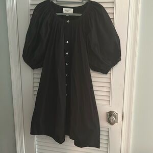 NWOT tuckernuck pomander place dress. Mini dress. Puff sleeves